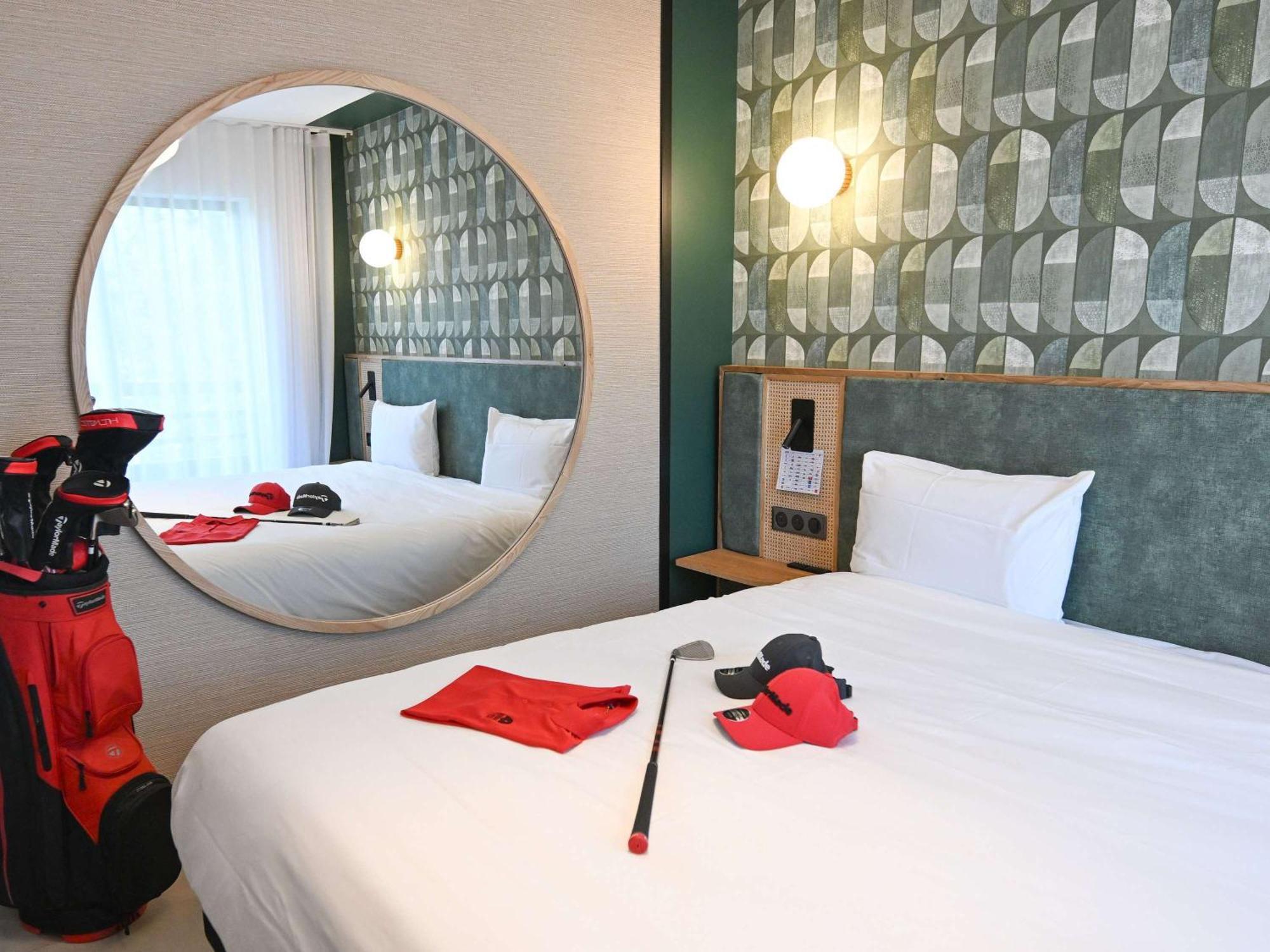 Mercure Brignoles Golf De Barbaroux & Spa Экстерьер фото